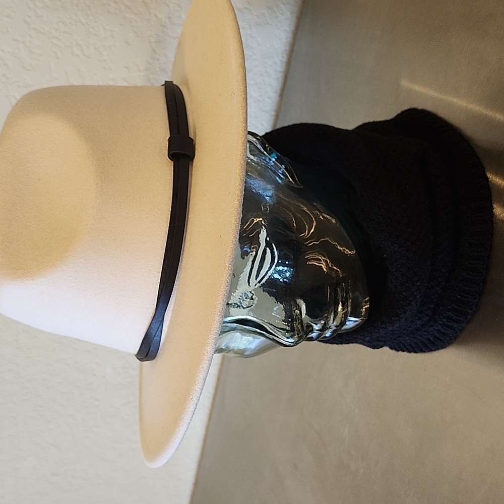 Fedora Felt Hat NWT